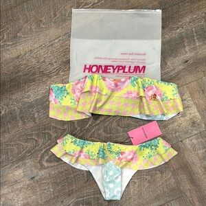 NWT HoneyPlum Women’s Floral Ruffle Bikini Set